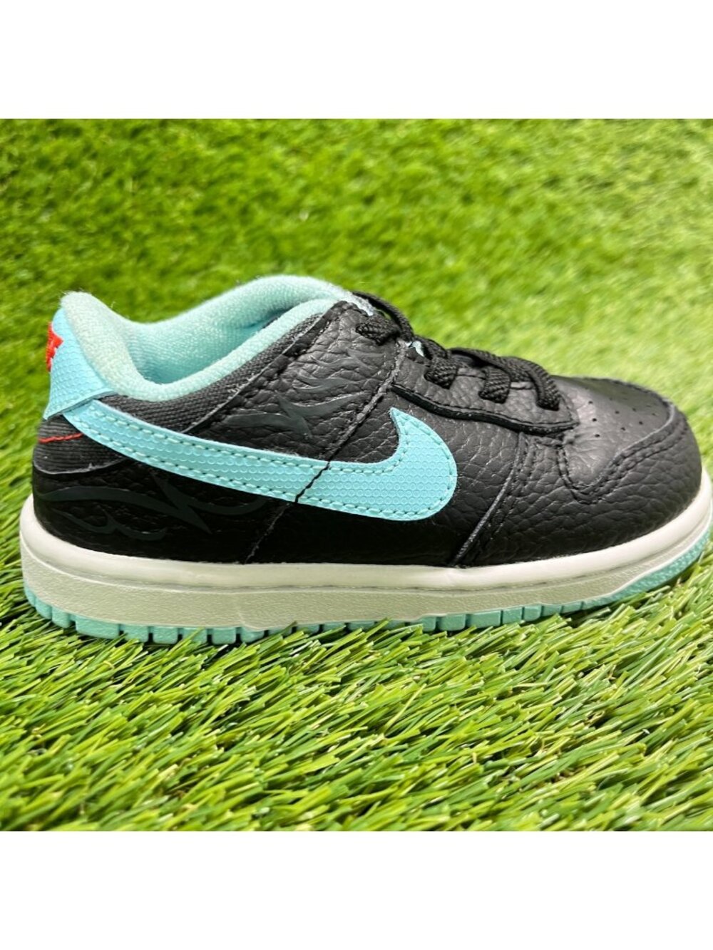 Nike Dunk Low SE Barber Shop Boys Size 8C Black Blue Athletic Shoes Sneakers